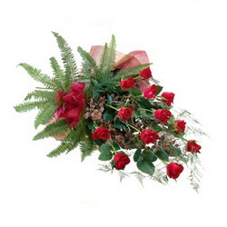  Bilecik çiçekçi online çiçek gönderme sipariş  10 adet kirmizi gül özel buket çiçek siparisi
