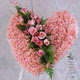 kalp pano karankil ve güller   Bilecik çiçekçi internetten çiçek siparişi 