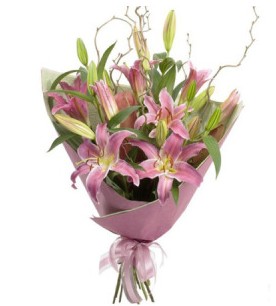 Bilecik çiçekçi İnternetten çiçek siparişi  3 dal cazablanca buket çiçeği