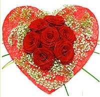 Mika kalp içerisinde 7 adet kırmızı gül  Bilecik çiçekçi çiçekçi mağazası 
