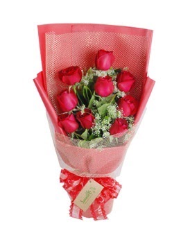 9 adet kırmızı gülden görsel buket  Bilecik çiçekçi ucuz çiçek gönder 